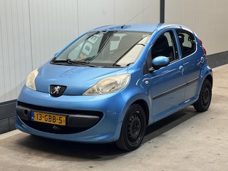 Peugeot 107 1.0-12V XS
