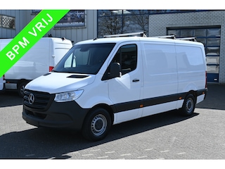 Mercedes-Benz Sprinter 315 CDI L2H1 RWD Geveerde stoel, Camera, Trekhaak, Standkachel