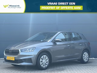 Skoda Fabia 1.0 TSI Greentech 80pk Ambition Airco | Trekhaak | All seasonbanden