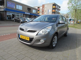Hyundai i20 1.2I Plus Clima etc 100.271km nap