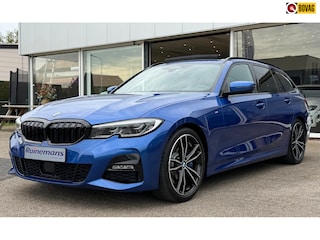 BMW 3-serie Touring 330i M-SPORT / SHADOW / LASER / PANO / TREKHAAK