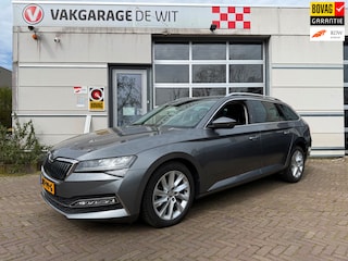 Skoda Superb Combi 1.4 TSI iV Business Edition Plus | Pano