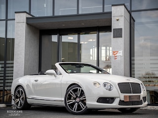 Bentley Continental 4.0 V8 / Org. NL / NAIM / Carbon / Massage / Breitling / PDC