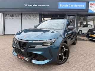 Alfa Romeo Junior 1.2 T Hybrid Speciale | 360 | 18" | Navi