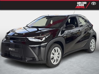 Toyota Aygo Hybrid 115 play Carplay Android Auto Clima