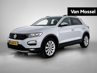 Volkswagen T-Roc 1.5 TSI Style | 150 PK | Automaat | Parkeersensoren | Trekhaak | Climatronic (Automatische Airco) | Stoelverwarming | Carplay / Android Auto