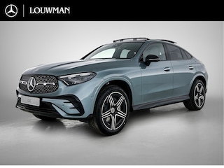 Mercedes-Benz GLC 300e 4MATIC Sport Edition | Premium | Winterpakket | Nightpakket | Trekhaak | Panoramaschuifdak | URBAN GUARD Plus | AMG spoiler | 360° camera | Sfeerverlichting |