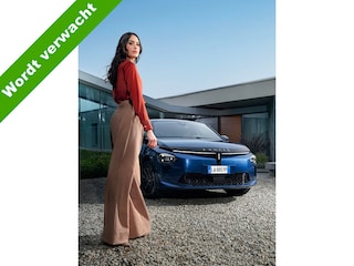 Lancia Ypsilon Edizione Cassina Limitata 51 kWh