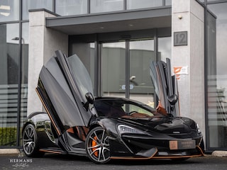 McLaren 570S / Ceramic / Front Lift / B&W audio / Memory / Dealer