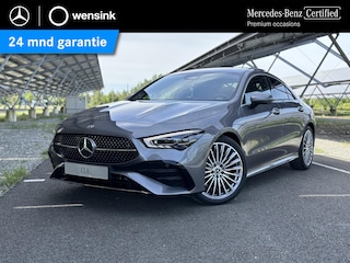 Mercedes-Benz CLA 180 Business Solution AMG | Panoramadak | Burmester | Trekhaak | Rijassistentiepakket | Winter pakket | 360 camera |