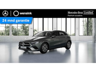 Mercedes-Benz A-klasse 180 Business Solution | Comfortstoelen | DAB | LED | 10.25" Multimedia Scherm | Navigatie | Parkeersensoren V+A | Dodehoek detectie | Climate Control |