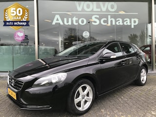 Volvo V40 2.0 D2 | Rijklaar | Euro6 Trekhaak afneembaar LED dagrij Parkeersensoren