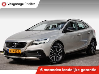 Volvo V40 2.0 D2 Nordic+ Trekhaak/ Stoelverwarming/ Standkachel/ Full map navigatie/ Cruise control