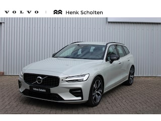 Volvo V60 B4 Plus Dark | Verwarmbare voorstoelen en stuurwiel | Parkeercamera achter | Apple carplay/Android auto | Elektrische achterklep | Keyless | 17 inch Lichtmetalen velgen | Standkachel | DAB + radio | Adaptieve cruise control