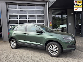 Skoda Karoq 1.0 TSI Business Edition *Navi/telefoon, * PDC.