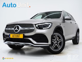 Mercedes-Benz GLC 300e 4MATIC AMG | Panoramadak | Sfeerlicht | Camera | Sportstuur | Virtual | Stoelverwarming | Carplay