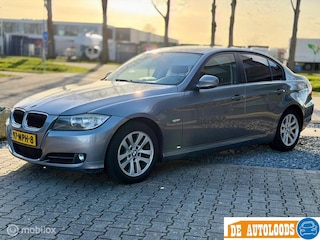 BMW 318i Navi Prof | Trekhaak | NAP | APK Nieuw