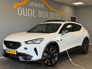 Cupra Formentor 1.4 TSI e-Hybrid ACC/Pano/Carplay/Stoelverwarming