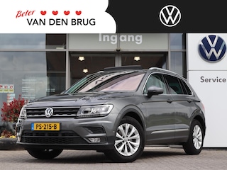Volkswagen Tiguan 1.4 TSI 150 pk DSG ACT Comfortline Business | Panorama Dak | Trekhaak | Ergostoel | Stoelverwarming | Elektrische Klep | ACC | Climat Control | Navigatie | 17" LM |