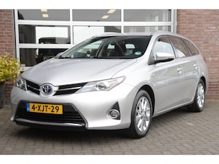 Toyota Auris 1.8 Hybrid Dynamic | Trekhaak | Camera | Top onderhouden |