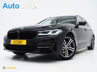 BMW 5-serie Touring 530e Shadow Line | NL auto | Leder | LaserLED | Camera | Memory | Dodehoek | Cruise | DAB | Carplay