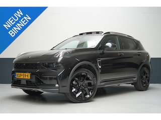 Lynk & Co 01 1.5 | Zwart optiek | Panoramadak | Navigatie | Memory | Apple CarPlay