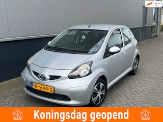 Toyota Aygo 1.0-12V + AUTOMAAT Carplay nieuwe apk