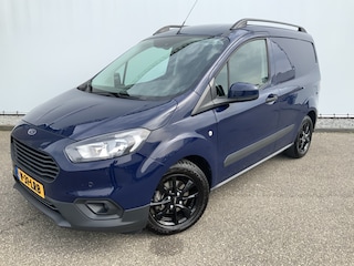 Ford Transit Courier 1.0 Limited EcoBoost S&S BENZINE Airco Cruise Navi Trekhaak 850 kg Alu Velg Euro 6