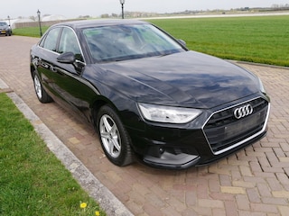 Audi A4 Limousine 30TDI Business Edition S-TRONIC CLIMA ** 14999 NETTO **