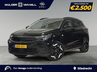 Opel Grandland GSE 1.6 PHEV Hybrid4 300pk e-EAT8 4x4 | ALCANTARA / LEDER | LED PIXEL VERLICHTING | AGR-STOELEN | TREKHAAK | NAVI | OPEL PURE PANEL | ISOFIX | KEYLESS | KONI ONDERSTEL |