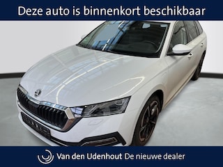 Skoda Octavia Combi 1.4 TSI iV 204pk PHEV Style / Trekhaak / Head Up / Adaptief onderstel / Wordt Verwacht