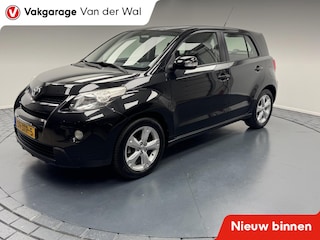 Toyota Urban Cruiser 1.3 VVT-i Dynamic Airco-Parkeersensoren-Lm16''velgen-Mistlampen