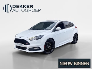 Ford Focus 2.0 Ecoboost 250 pk ST Lederen bekleding - Elektrisch schuif/kanteldak - ST Pack