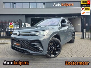 Volkswagen Tiguan 1.5 eHybrid R-line Edition| 3X UIT VOORRAAD LEVERBAAR | BLACK STYLE | Panoramadak en elektr. uitkl. trekhaak!