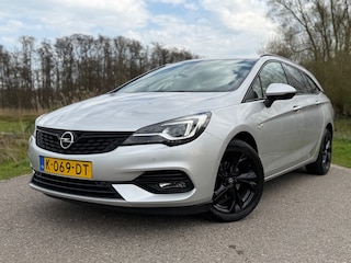Opel Astra Sports Tourer 1.2 Ultimate / 1ste Eigenaar / Navigatie / Achteruit camera / Stoel en Stuur-verwarming / Cruise Control