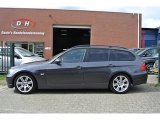 BMW 3-serie Touring 320i Business Line airco automaat inruil mogelijk