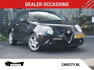 Alfa Romeo Mito 0.9 TwinAir Super 105PK / Leder / Navigatie / DAB / Clima