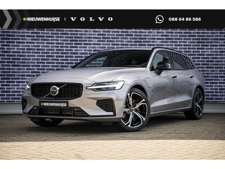 Volvo V60 T6 Plug-in hybrid AWD Ultra Dark | Google | Long Range | Head-Up Display | Getint Glas | DAB | Harman Kardon Audio | Stoelverwarming Voor + Achter | Schuif-/Kanteldak | 360 Camera | Adaptieve Cruise Control | Zwarte Hemelbekleding | 19" LM