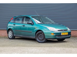 Ford Focus 1.6-16V Ghia