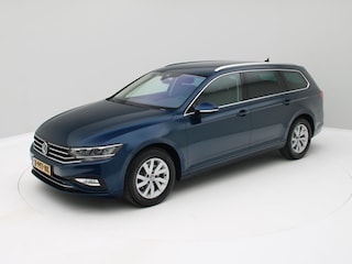 Volkswagen Passat Variant 2.0 TDI Business Aut. /Camera /Trekhaak UNIEKE KM.STAND !