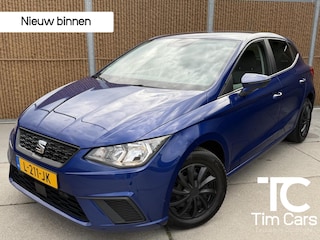 Seat Ibiza 1.0 EcoTSI Style Business Intense Camera | CarPlay/Android Auto | Navigatiesysteem | Climate & cruise control | Getint glas | Multifunctioneel stuurwiel | Parkeersensoren voor en achter