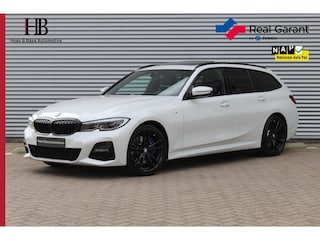 BMW 3-serie Touring 318i M-Sport/Pano/Camera/Stuurverw/Carplay