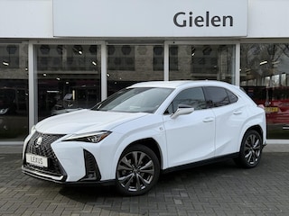 Lexus UX 250h F Sport Line | Facelift, Head up display, Blind Spot, 18 inch, Parkeersensoren, Stoel + Stuurverwarming, Groot scherm