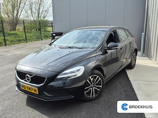 Volvo V40 2.0 T2 Nordic+ 122Pk | Cruise control | Navigatie | Stoelverwarming | Climate control | Parkeersensoren achter | 16"LMV