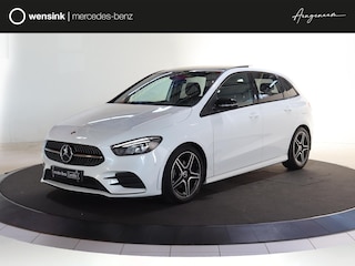 Mercedes-Benz B-klasse 180 Advantage | Night | Widescreen | Panoramadak | Trekhaak | Stoelverwarming |
