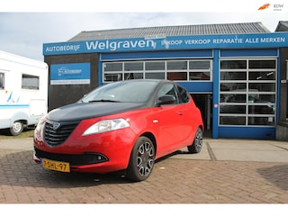 Lancia Ypsilon 0.9 TwinAir S MomoDesign 1 eig. 81000 km