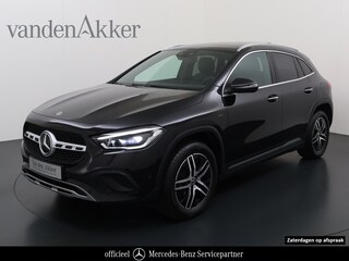 Mercedes-Benz GLA 250e // Panoramadak // Memory // MultiBeam LED // Carplay // Keyless // Augmented Reality Sfeerverlichting
