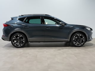 Cupra Formentor 1.4 TSI eHybrid 204pk PHEV Adrenaline / Navigatie / Camera / Trekhaak / Elektrische achterklep