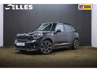 Mini Countryman 1.6 John Cooper Works ALL4 Chili | Airco | Climate Control | Stoelverwarming | Sport uitlaat origineel | Lederen bekleding | Panorama dak |