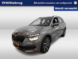 Skoda Kamiq 1.0 TSI Sport Business / Digitaal dashboard / Navigatie / App connect / Parkeersensoren achter / Lichtmetaal 18 inch /
